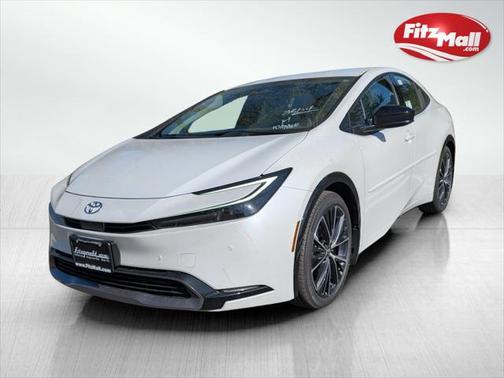 2025 Toyota Prius XLE