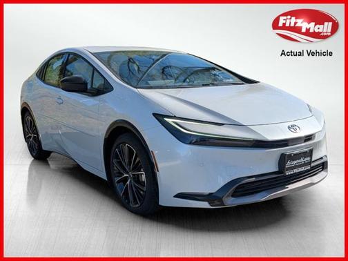 2025 Toyota Prius XLE