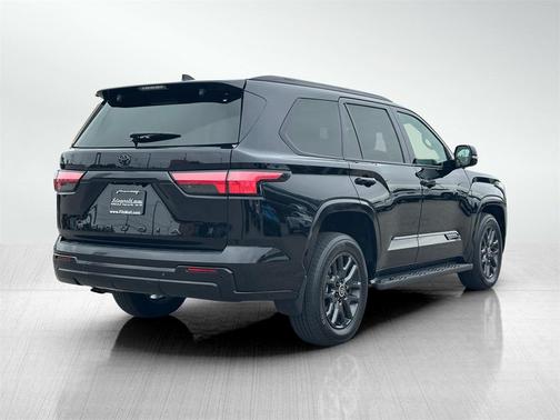 2024 Toyota Sequoia Platinum