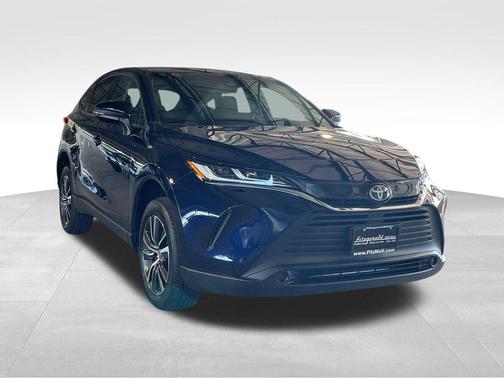 2024 Toyota Venza LE