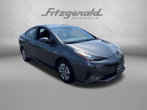 Magnetic Gray Metallic 2016 Toyota Prius Four