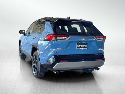2025 Toyota RAV4 Hybrid SE
