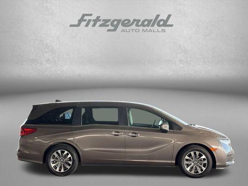 Brown 2023 Honda Odyssey EX-L