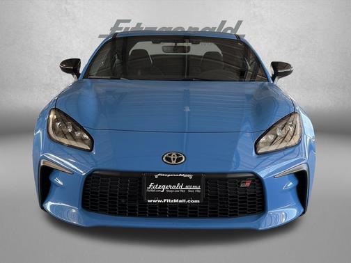 2024 Toyota GR86 Premium