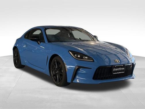 2024 Toyota GR86 Premium