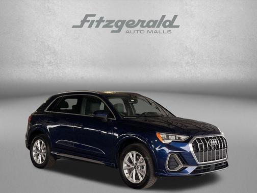 Navarra Blue Metallic 2022 Audi Q3 45 S line Premium