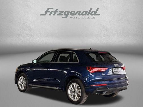 Navarra Blue Metallic 2022 Audi Q3 45 S line Premium