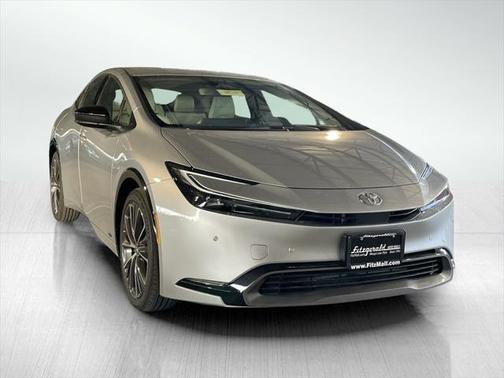 2025 Toyota Prius XLE