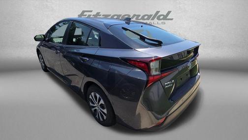 Magnetic Gray Metallic 2019 Toyota Prius LE