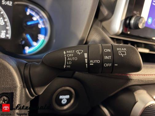 2025 Toyota RAV4 Hybrid SE