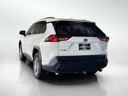 2024 Toyota RAV4 Hybrid LE