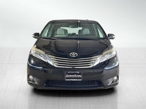 2017 Toyota Sienna Limited Premium