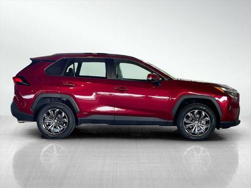 2022 Toyota RAV4 Hybrid XLE Premium