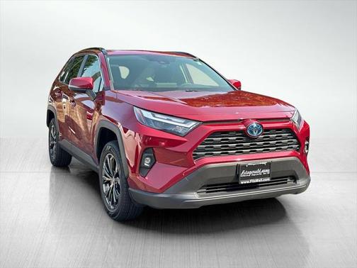 2022 Toyota RAV4 Hybrid XLE Premium