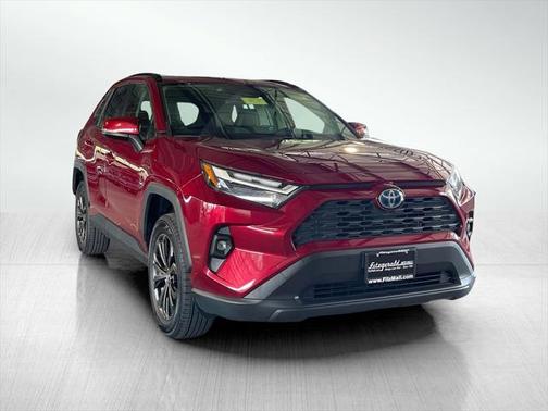 2022 Toyota RAV4 Hybrid XLE Premium