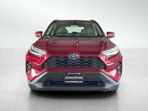 2022 Toyota RAV4 Hybrid XLE Premium