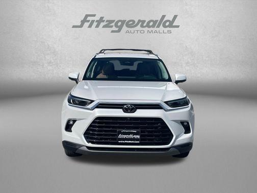 Wind Chill Pearl 2026 Toyota Grand Highlander Platinum