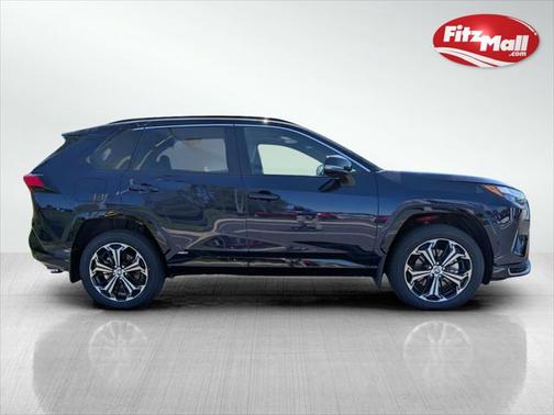 2025 Toyota RAV4 Hybrid SE