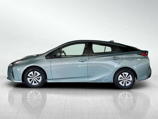 2017 Toyota Prius Three