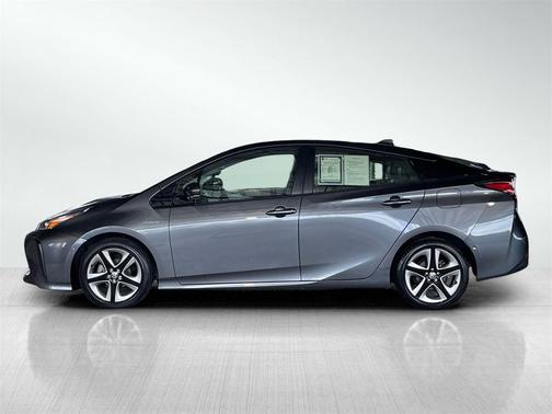 2020 Toyota Prius XLE