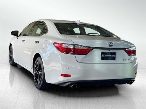 2015 Lexus ES 350 Crafted Line