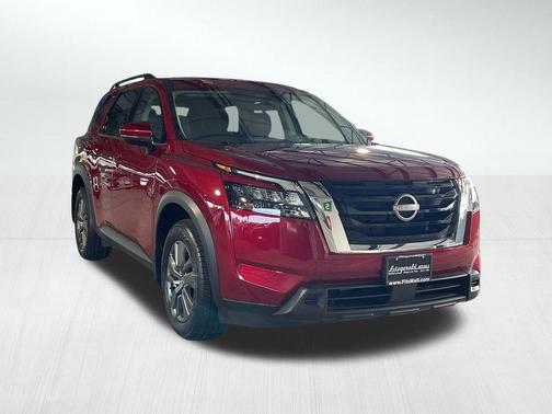 2024 Nissan Pathfinder SV 4WD