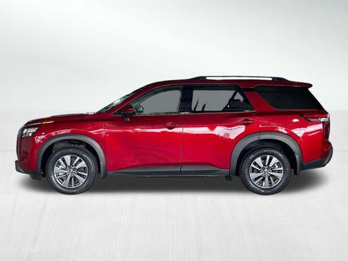 2024 Nissan Pathfinder SV 4WD
