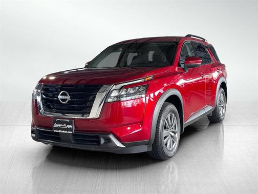 2024 Nissan Pathfinder SV 4WD