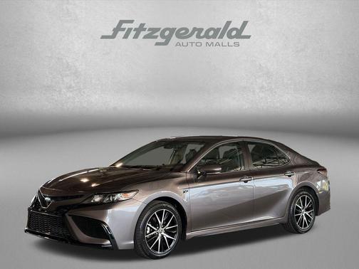 Predawn Gray Mica 2024 Toyota Camry SE