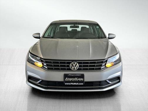 2019 Volkswagen Passat 2.0T Wolfsburg Edition