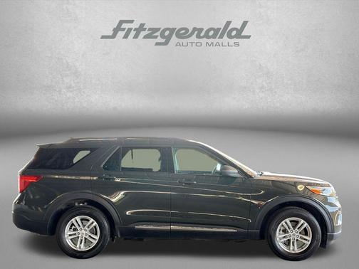 FORGED GREEN METALLIC 2024 Ford Explorer XLT