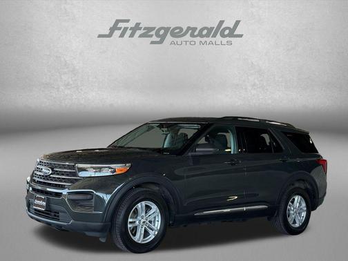 FORGED GREEN METALLIC 2024 Ford Explorer XLT