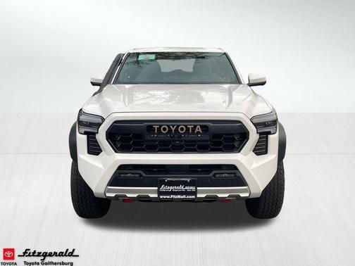 2025 Toyota Tacoma Hybrid Trailhunter