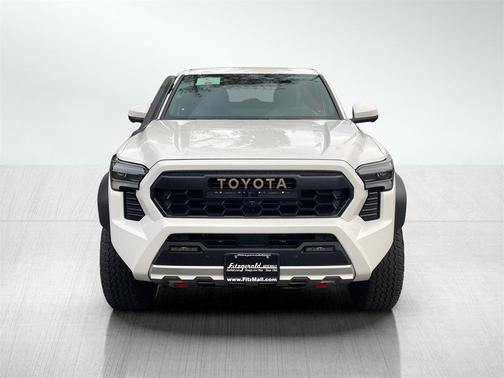2025 Toyota Tacoma Hybrid Trailhunter