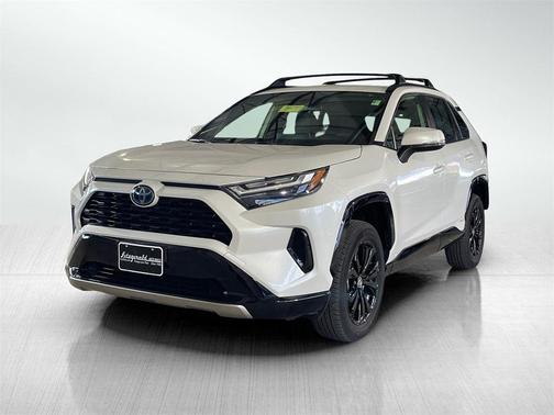 2023 Toyota RAV4 Hybrid SE