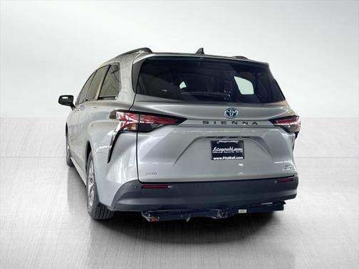 2021 Toyota Sienna XLE 7 Passenger