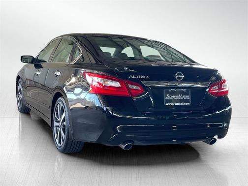 2016 Nissan Altima 2.5 SR