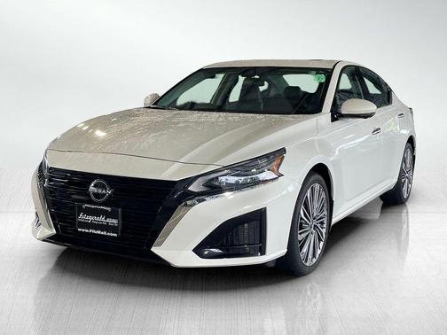 2024 Nissan Altima 2.5 SL