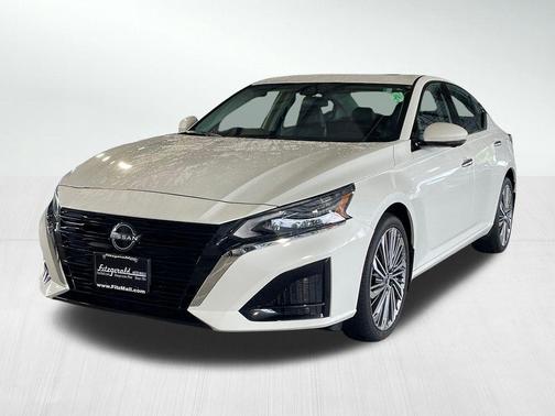 2024 Nissan Altima 2.5 SL