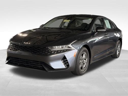 2022 Kia K5 LXS