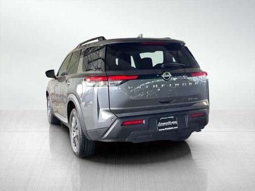 2024 Nissan Pathfinder SV 4WD