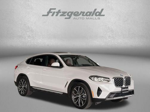 Mineral White Metallic 2023 BMW X4 xDrive30i