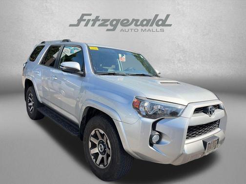 Classic Silver Metallic 2018 Toyota 4Runner TRD Off Road Premium