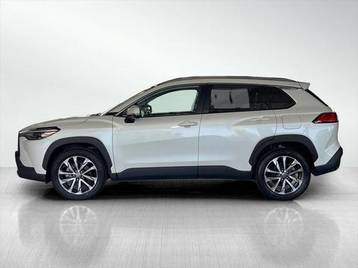 2022 Toyota Corolla Cross XLE