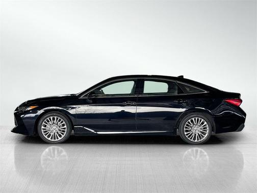 2021 Toyota Avalon Hybrid Limited