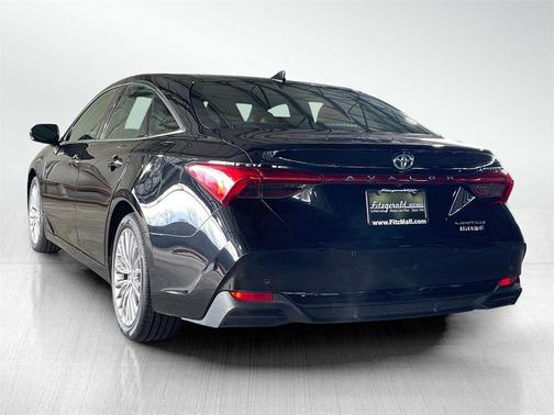 2021 Toyota Avalon Hybrid Limited