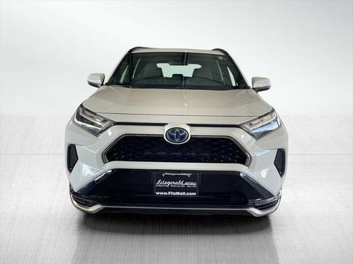 2022 Toyota RAV4 Prime SE
