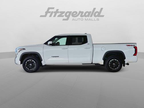 White 2022 Toyota Tundra SR5