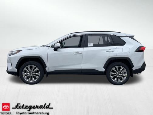 2025 Toyota RAV4 XLE Premium
