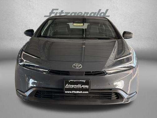 2025 Toyota Prius LE